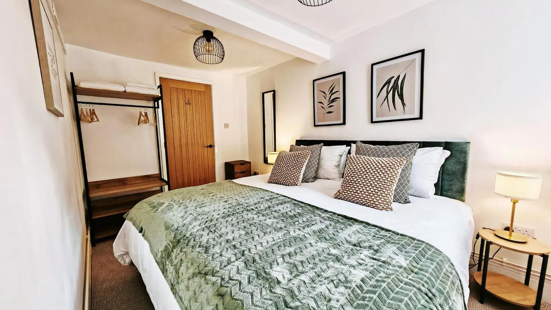 Apartment Grosvenor Place, Exeter - Ideal For Business Travel And Long Stays