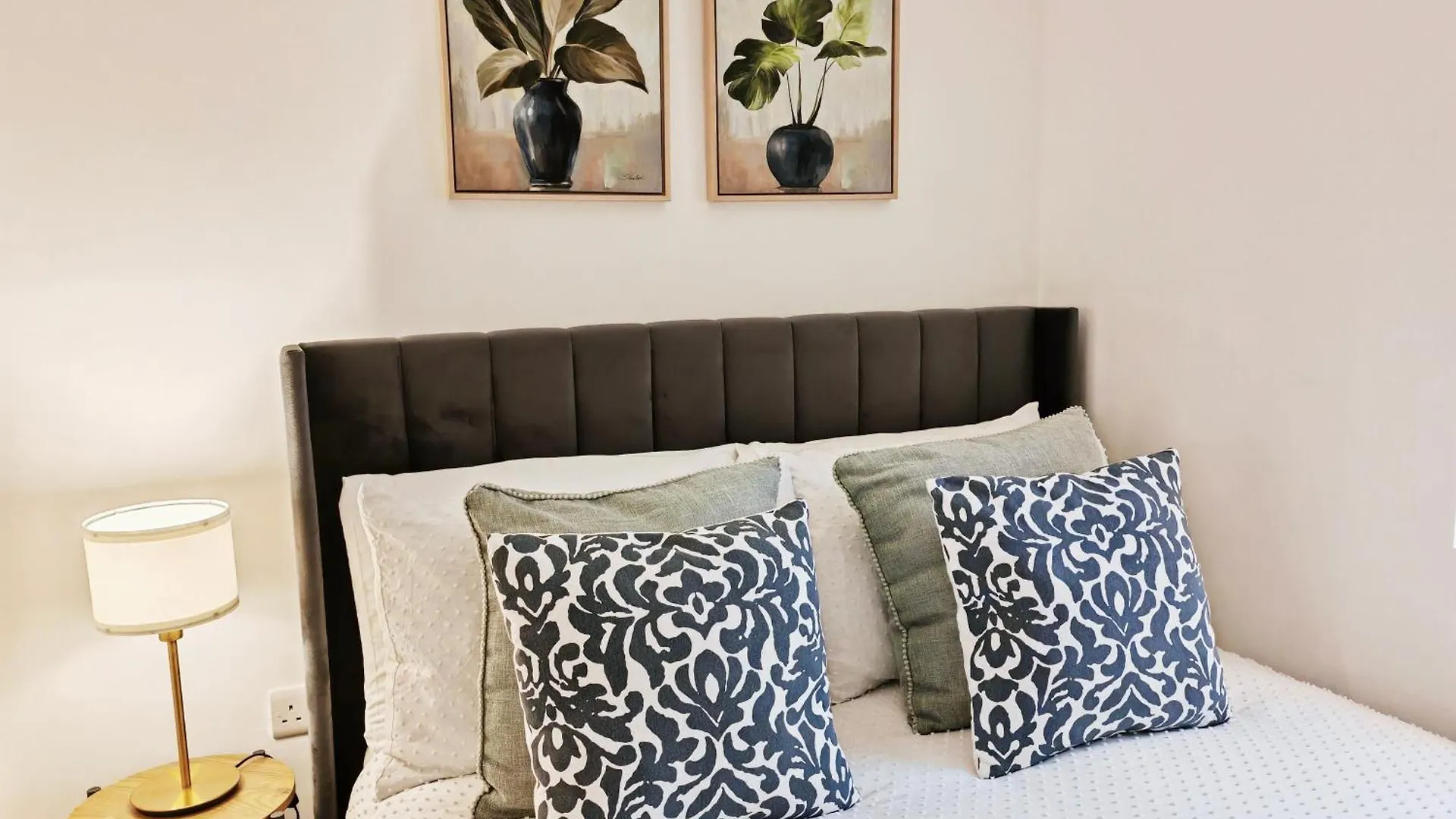 Apartment Grosvenor Place, Exeter - Ideal For Business Travel And Long Stays United Kingdom