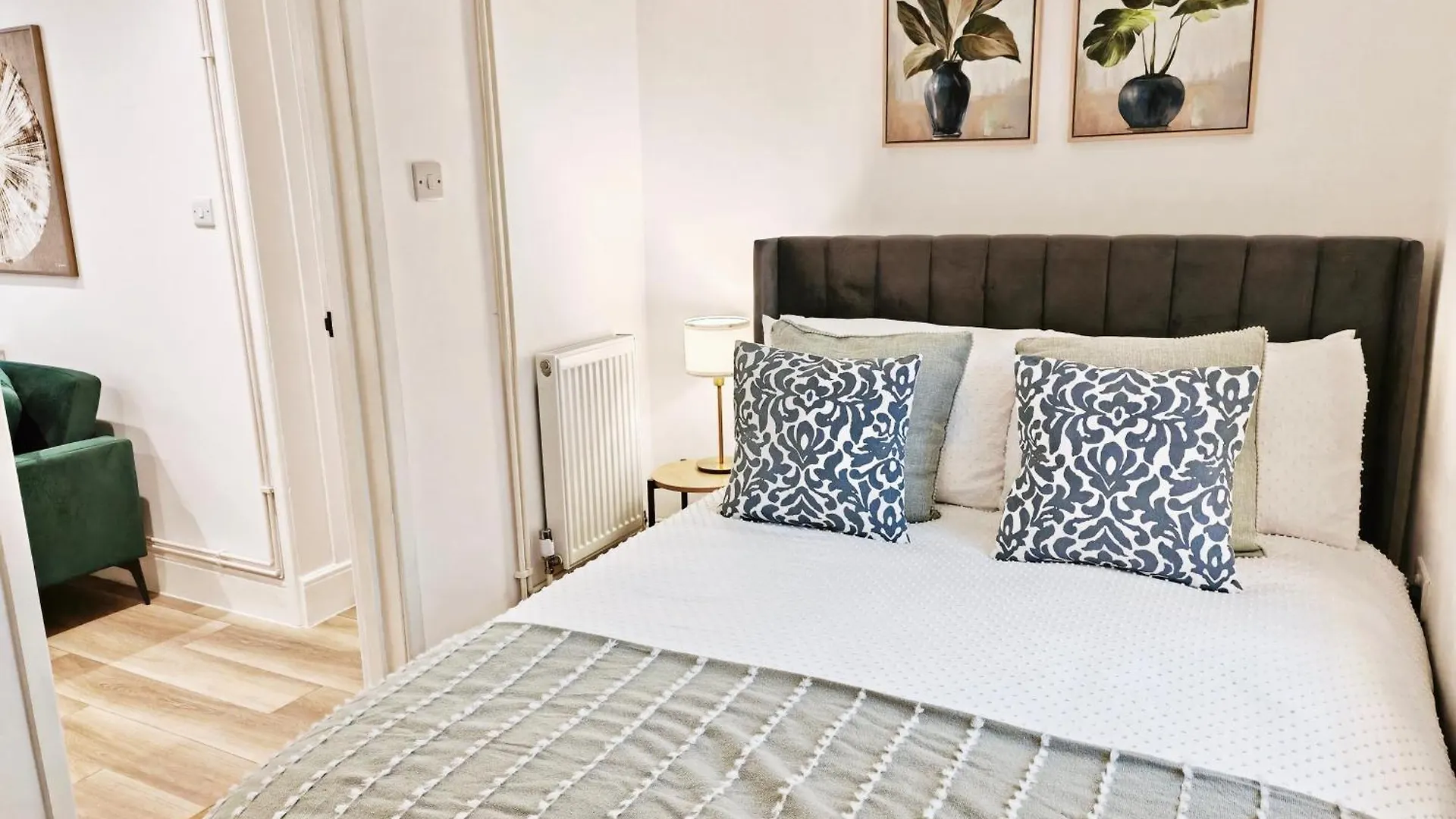 Grosvenor Place, Exeter - Ideal For Business Travel And Long Stays