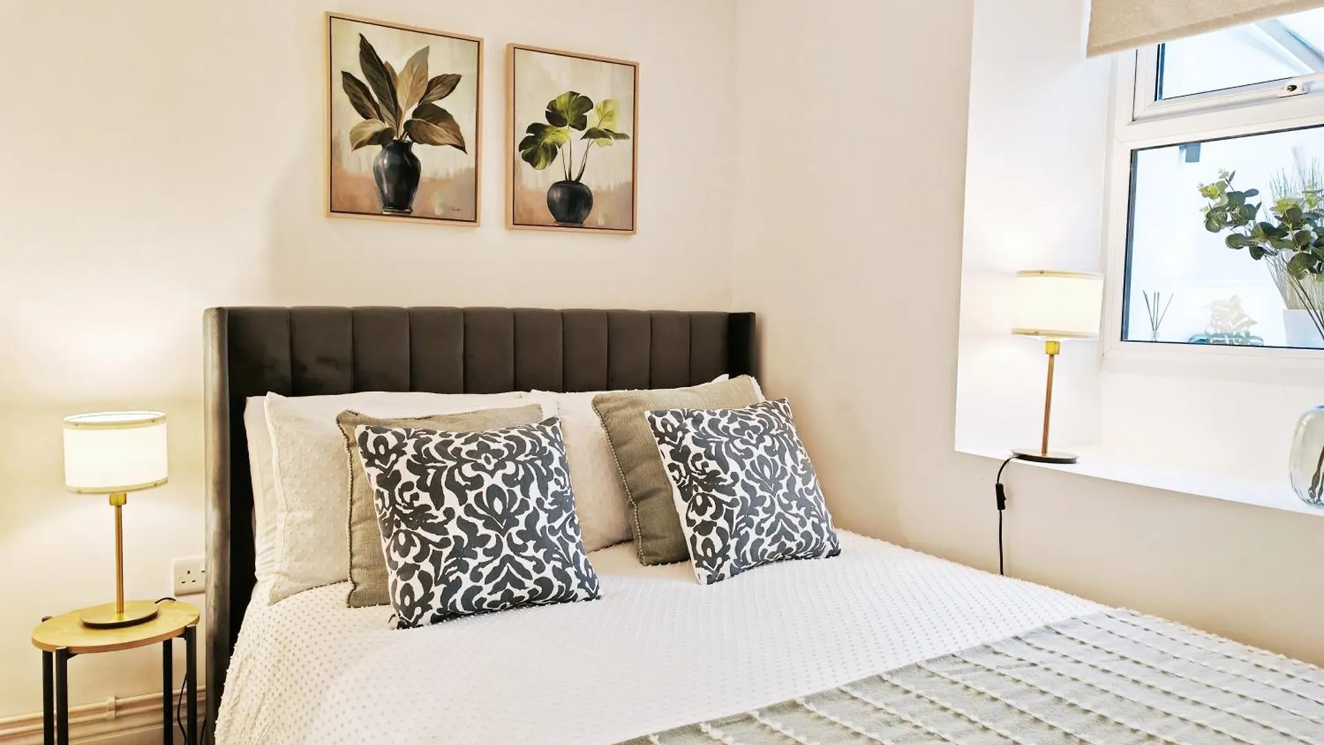 Apartment Grosvenor Place, Exeter - Ideal For Business Travel And Long Stays