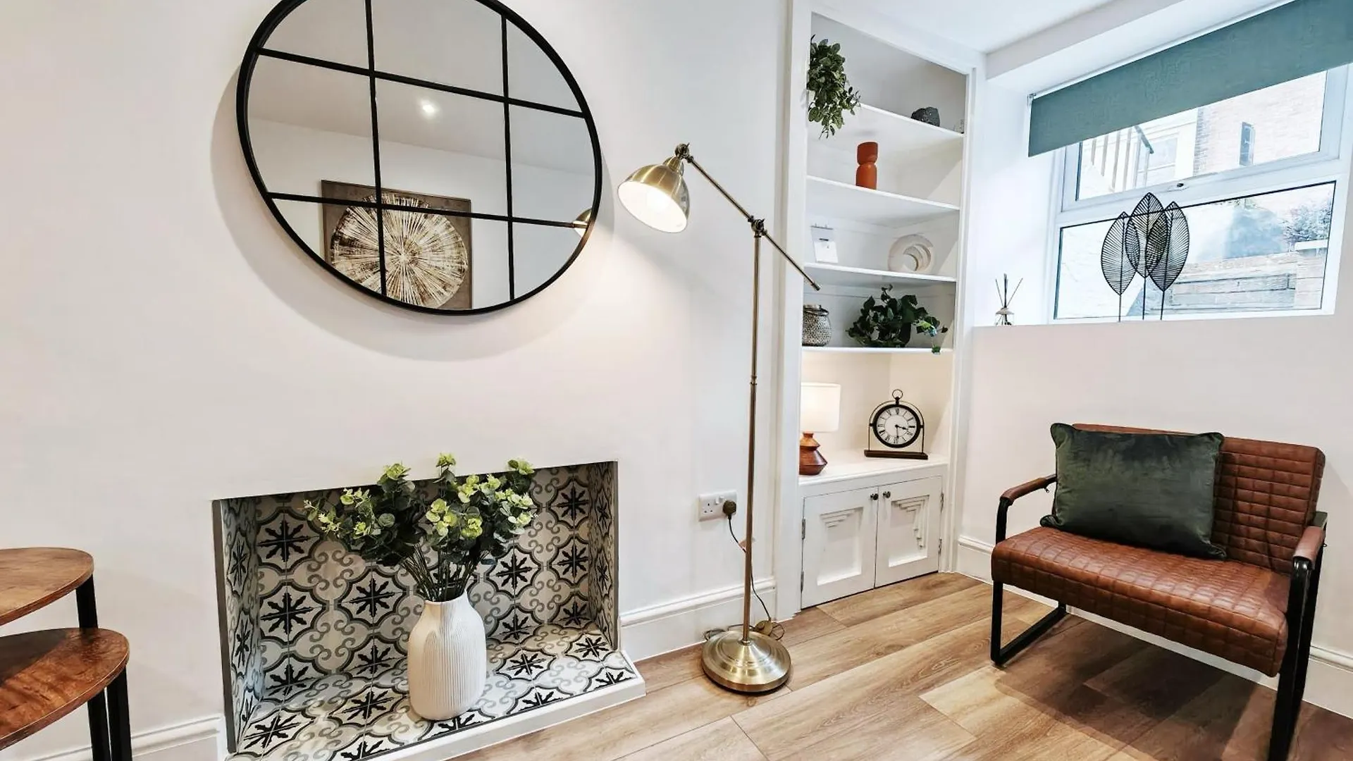 Grosvenor Place, Exeter - Ideal For Business Travel And Long Stays 0*,