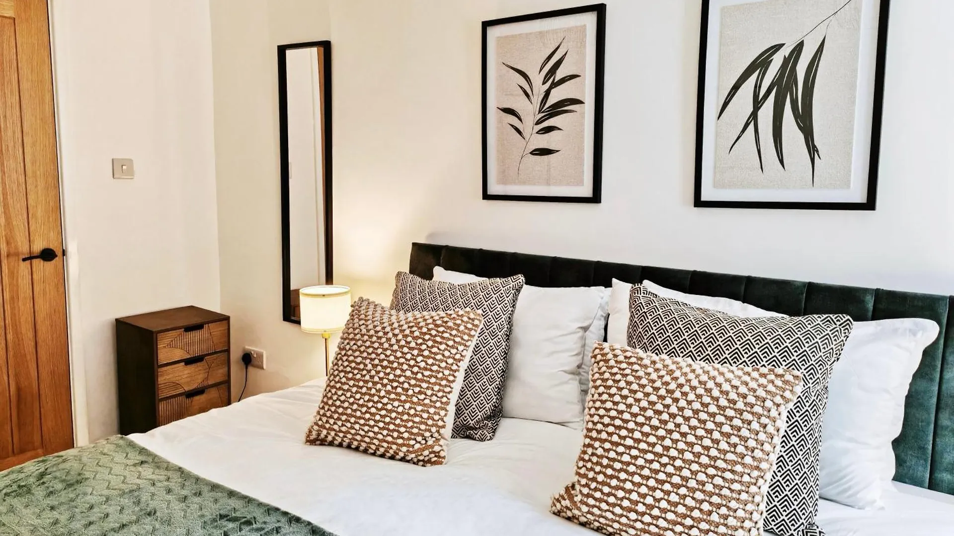 Grosvenor Place, Exeter - Ideal For Business Travel And Long Stays United Kingdom